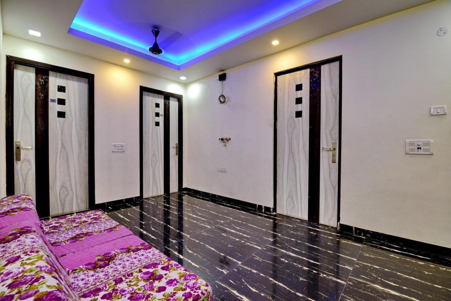 Hotel Goel Residency Delhi Zewnętrze zdjęcie